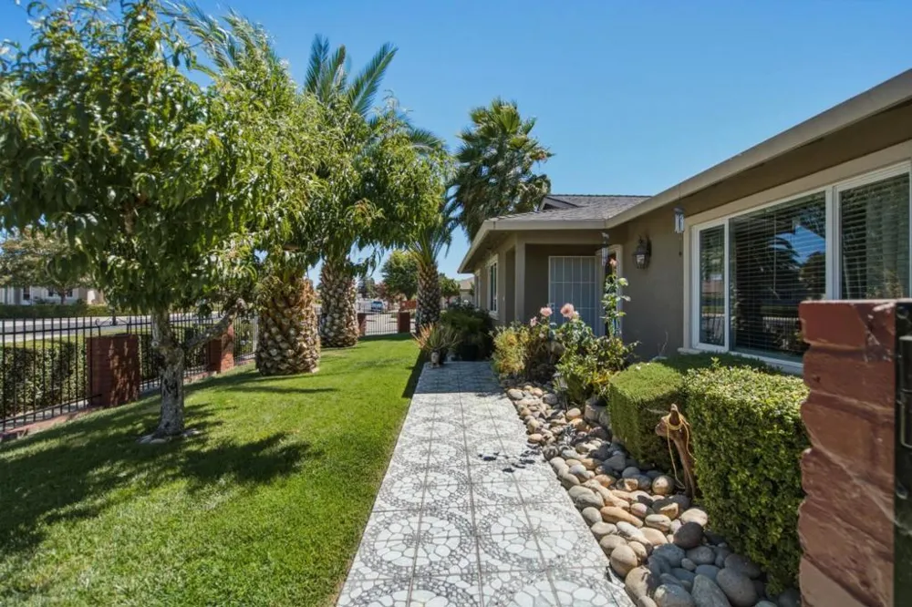 610 Memorial Drive Hollister, CA 95023