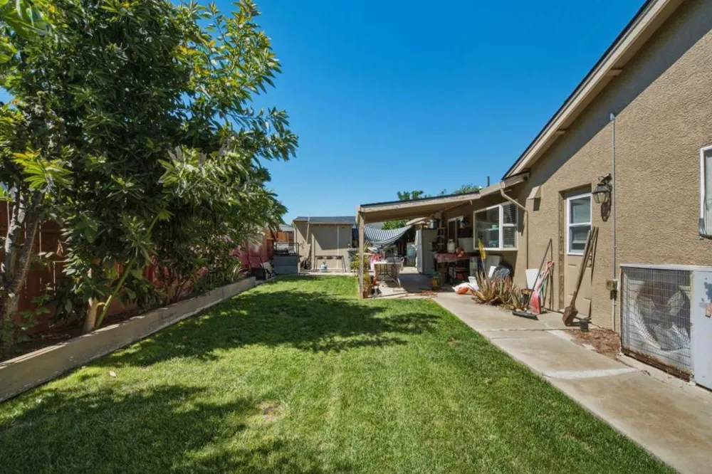 610 Memorial Drive Hollister, CA 95023