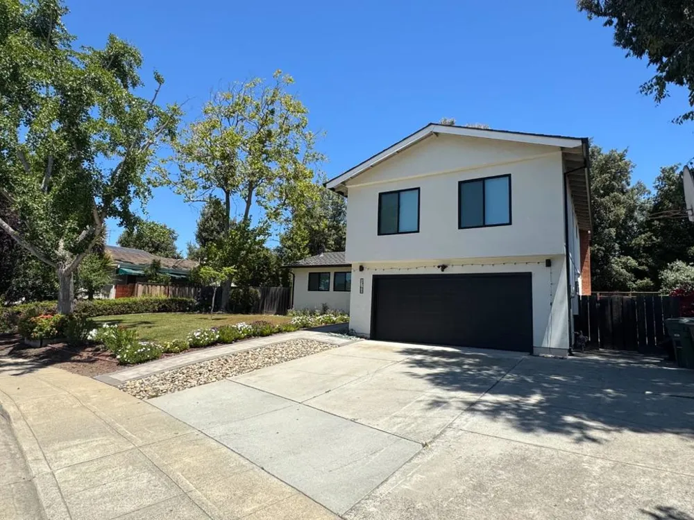 1768 Laurentian Way Sunnyvale, CA 94087