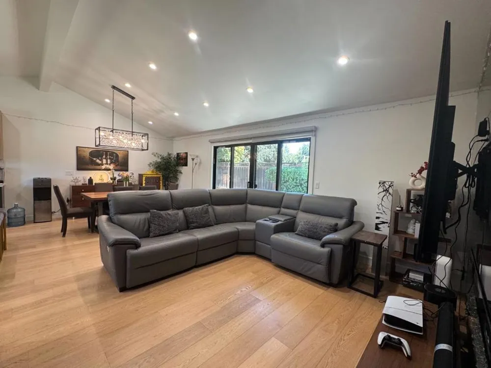 1768 Laurentian Way Sunnyvale, CA 94087