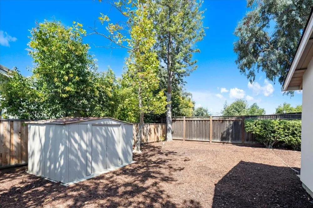 1768 Laurentian Way Sunnyvale, CA 94087