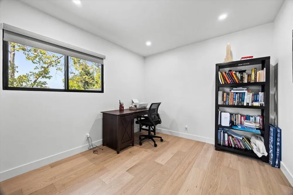 1768 Laurentian Way Sunnyvale, CA 94087