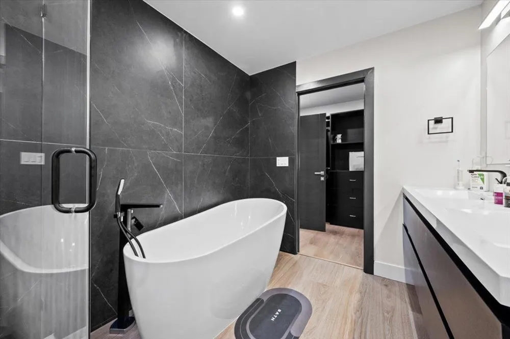 1768 Laurentian Way Sunnyvale, CA 94087