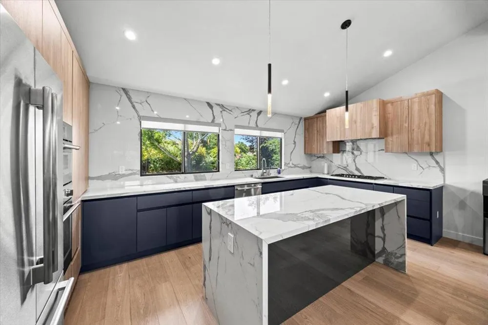 1768 Laurentian Way Sunnyvale, CA 94087