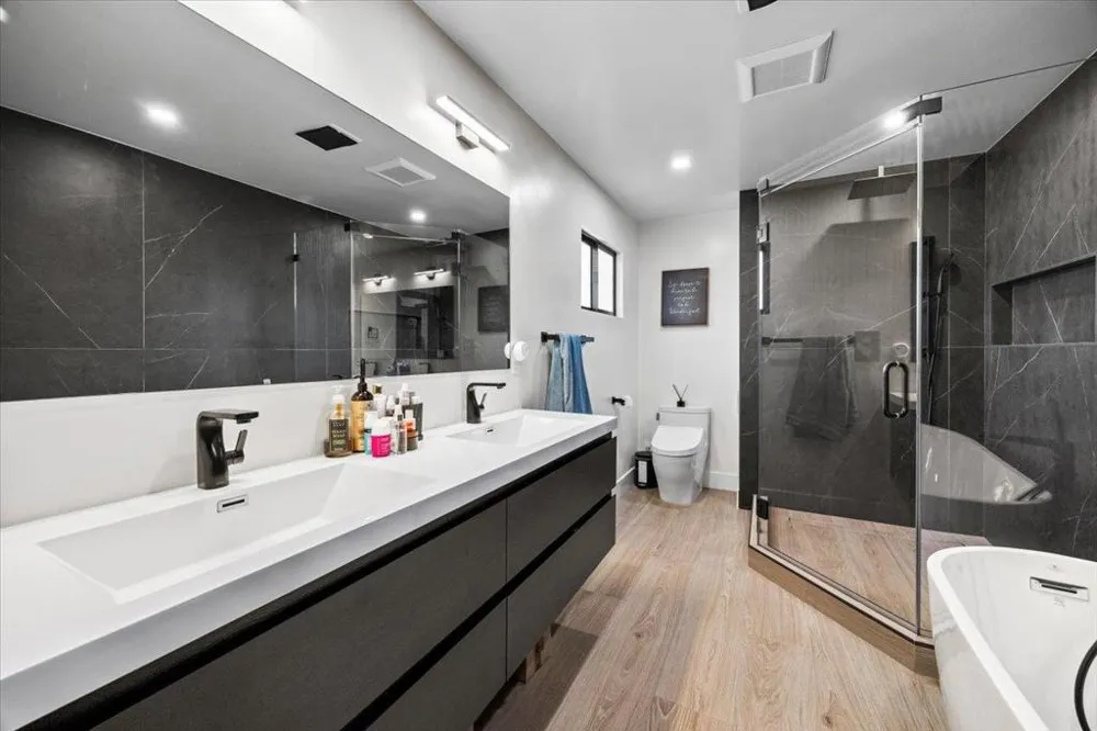 1768 Laurentian Way Sunnyvale, CA 94087
