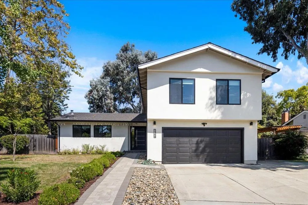 1768 Laurentian Way Sunnyvale, CA 94087