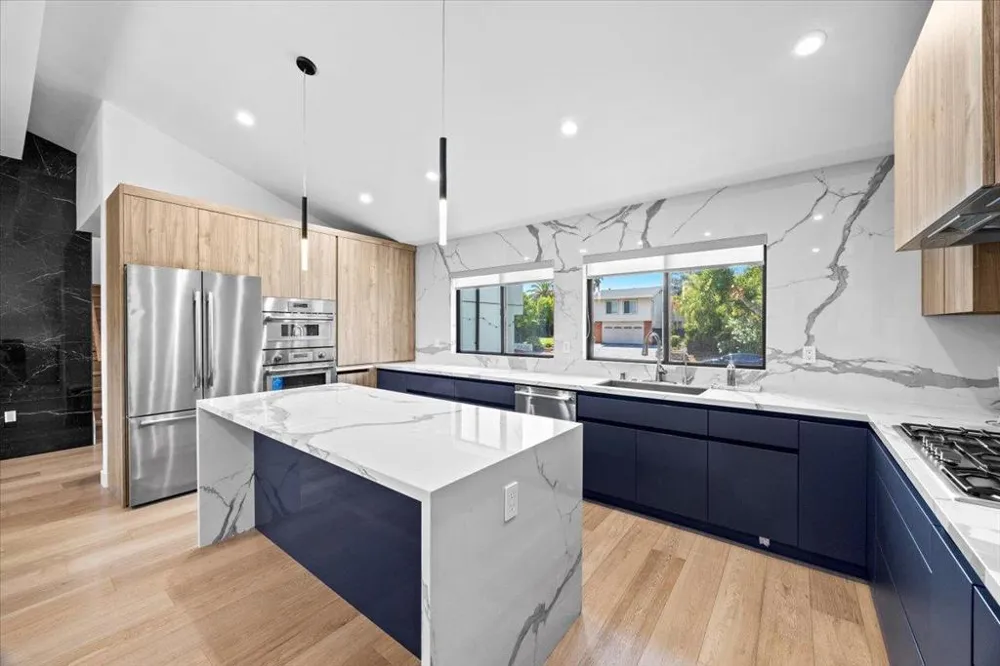 1768 Laurentian Way Sunnyvale, CA 94087