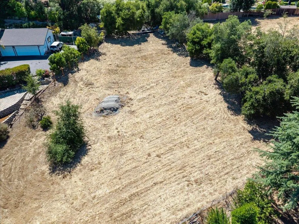 14171 Chester Avenue Saratoga, CA 95070