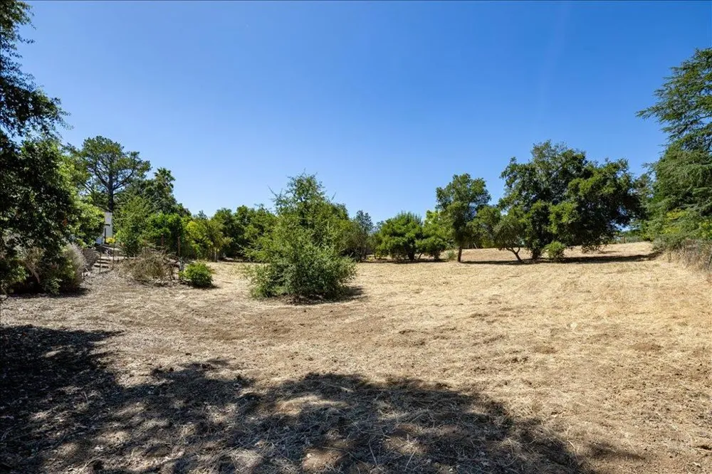 14171 Chester Avenue Saratoga, CA 95070