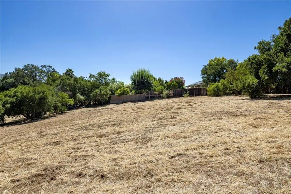14171 Chester Avenue Saratoga, CA 95070
