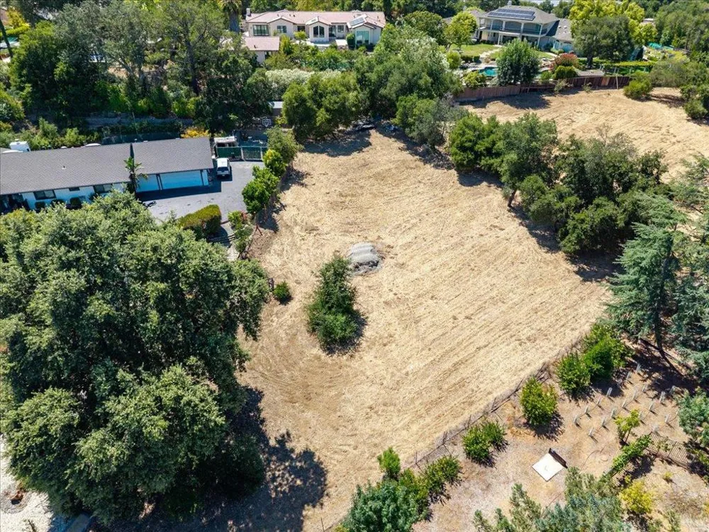 14171 Chester Avenue Saratoga, CA 95070