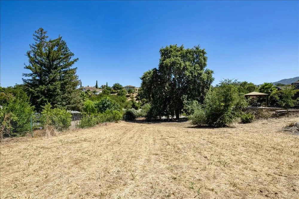 14171 Chester Avenue Saratoga, CA 95070