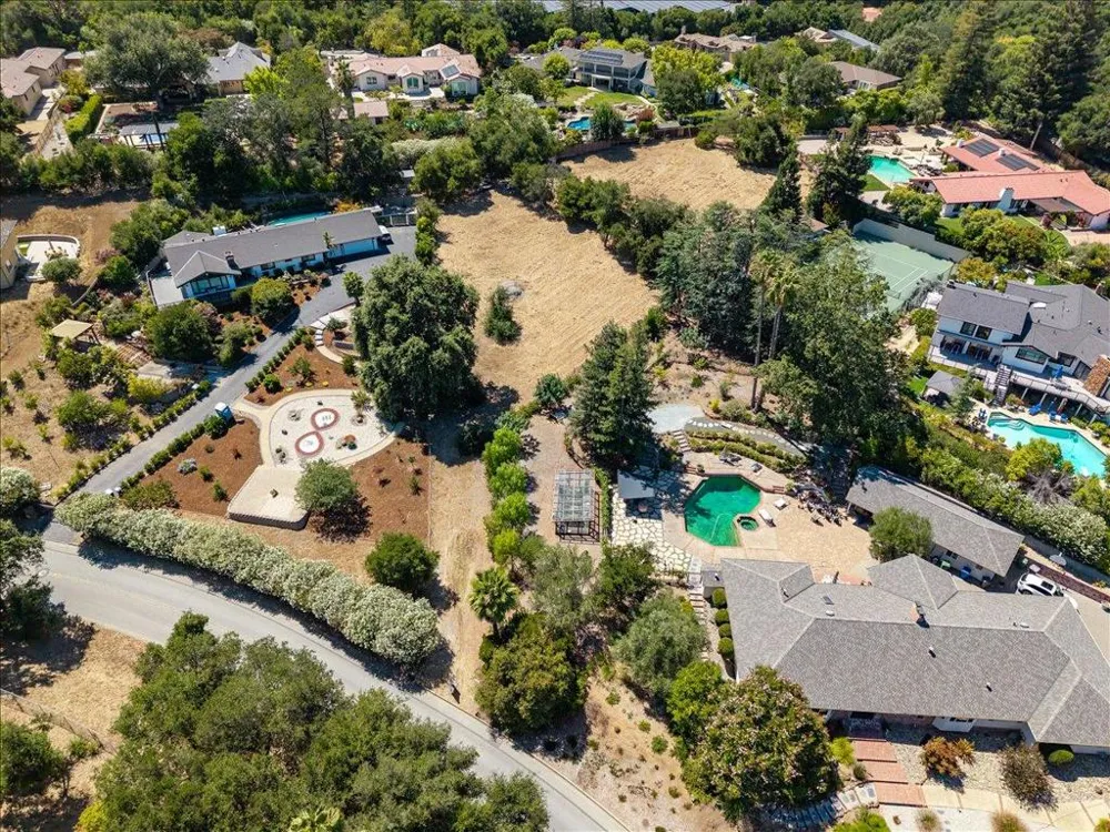 14171 Chester Avenue Saratoga, CA 95070
