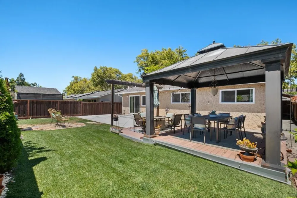 1873 Camargo Drive San Jose, CA 95132