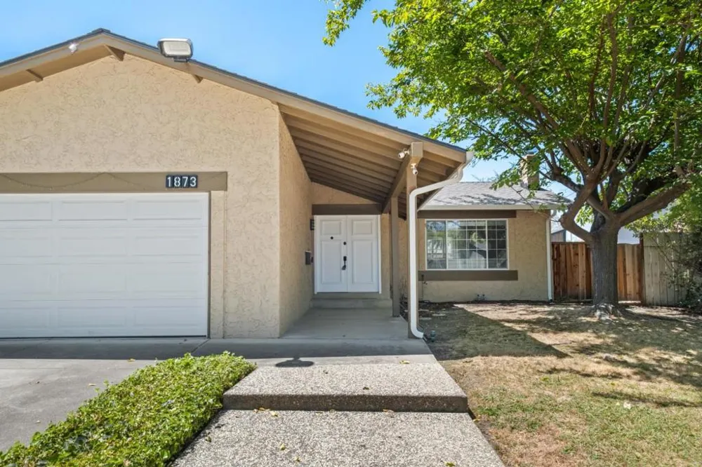 1873 Camargo Drive San Jose, CA 95132