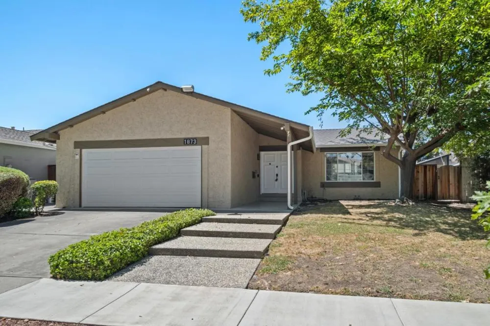 1873 Camargo Drive San Jose, CA 95132