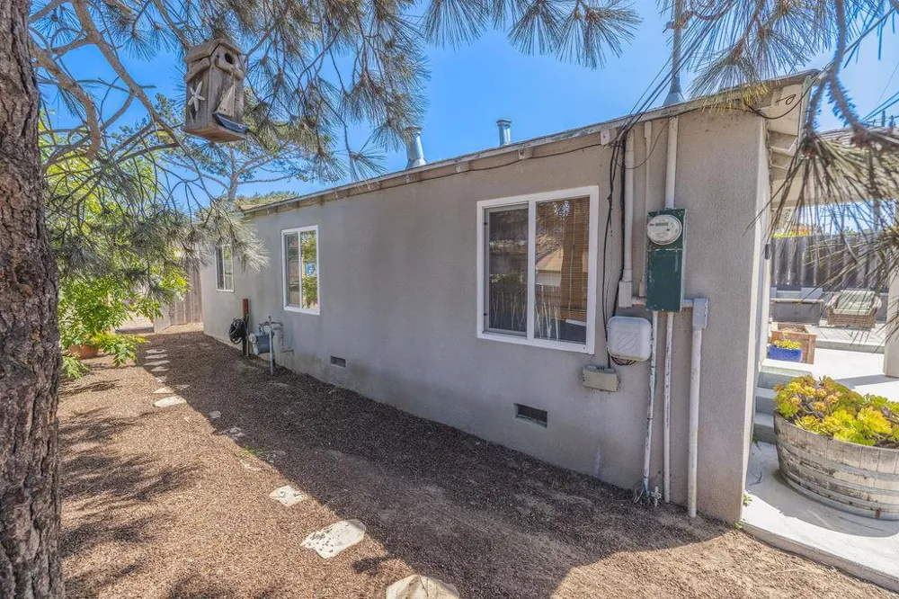 1205 Trinity Avenue Seaside, CA 93955
