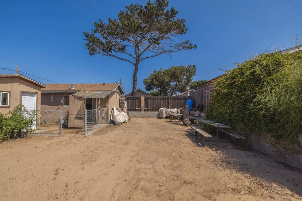 1205 Trinity Avenue Seaside, CA 93955