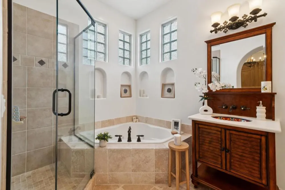 1669 Beach Boulevard Pacifica, CA 94044