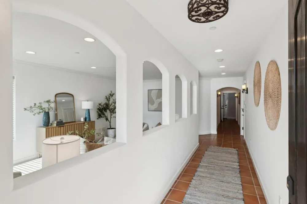 1669 Beach Boulevard Pacifica, CA 94044