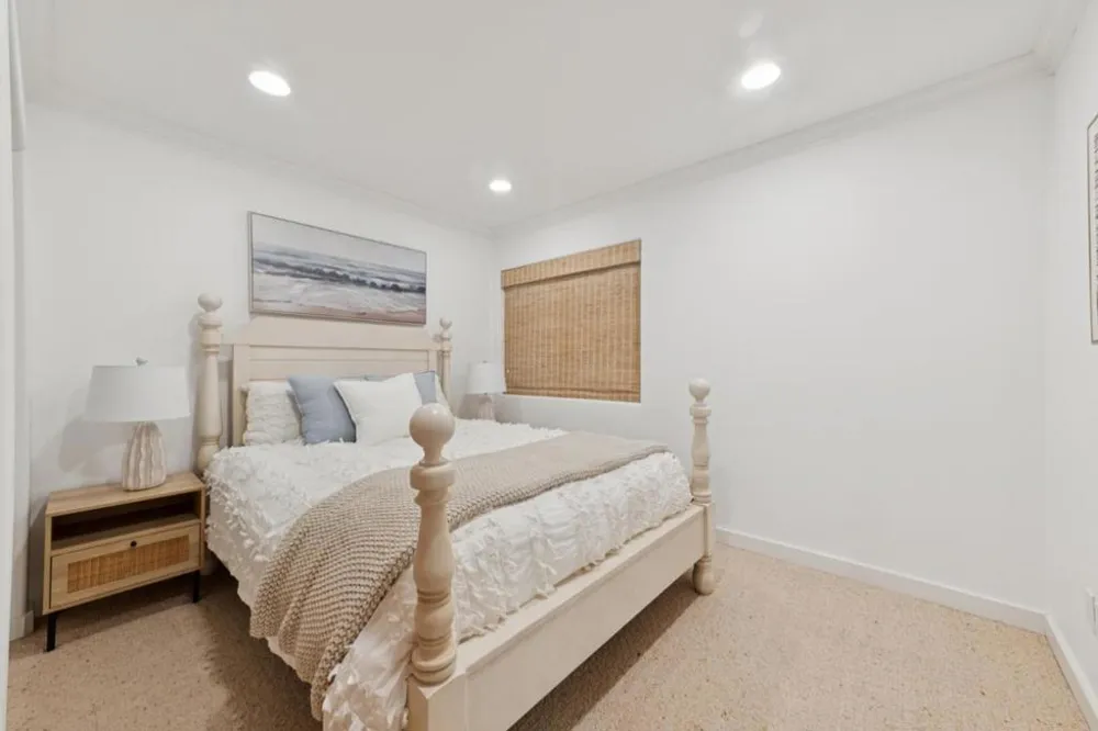 1669 Beach Boulevard Pacifica, CA 94044