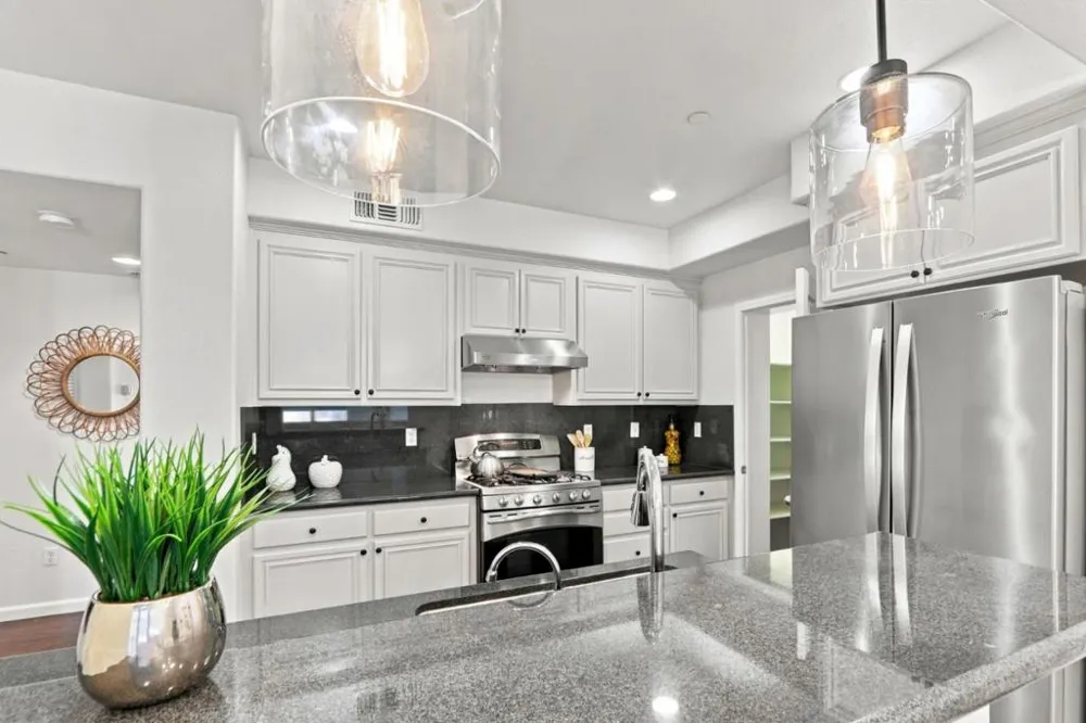 1850 Snell Place Milpitas, CA 95035