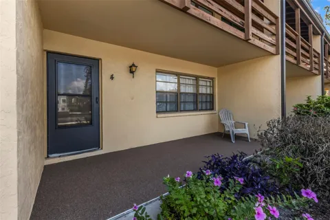 8 QUAILS RUN BOULEVARD #4