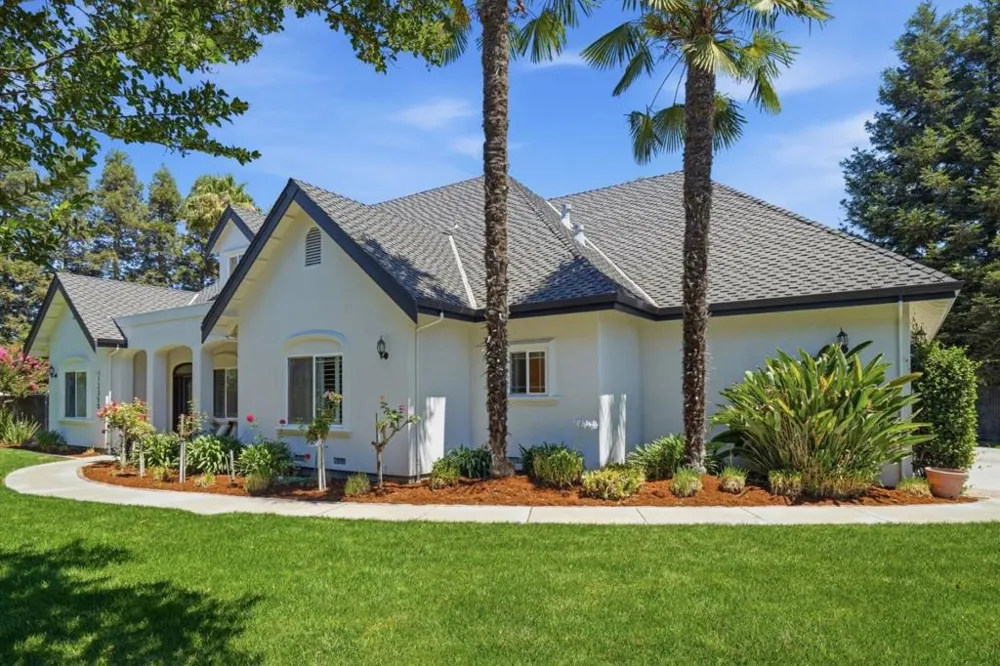 12350 Foothill Avenue San Martin, CA 95046
