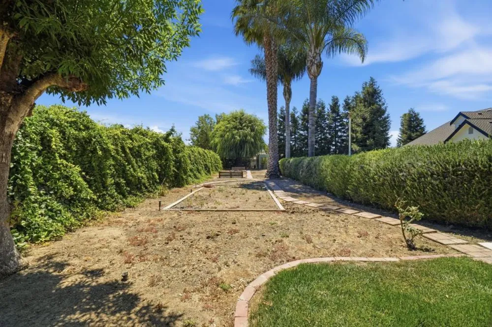 12350 Foothill Avenue San Martin, CA 95046