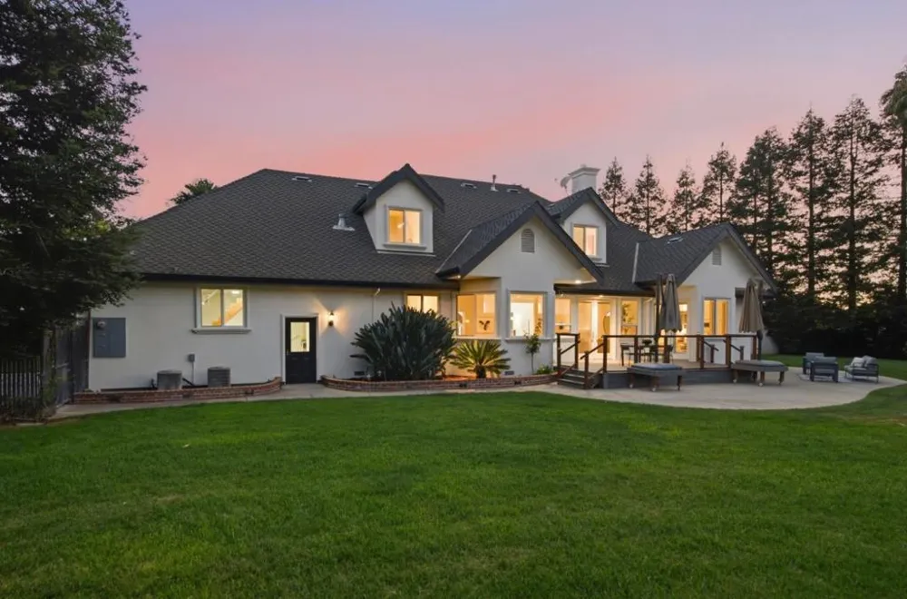 12350 Foothill Avenue San Martin, CA 95046