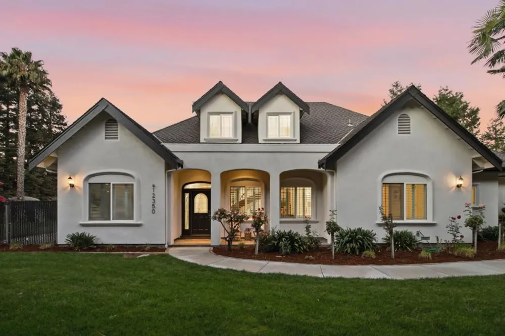 12350 Foothill Avenue San Martin, CA 95046