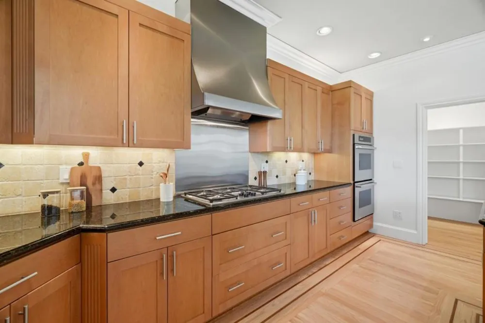12350 Foothill Avenue San Martin, CA 95046