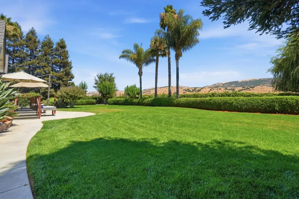 12350 Foothill Avenue San Martin, CA 95046
