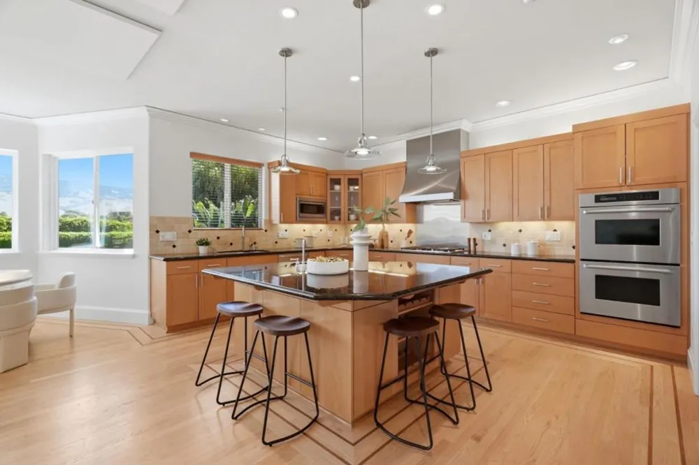 12350 Foothill Avenue San Martin, CA 95046