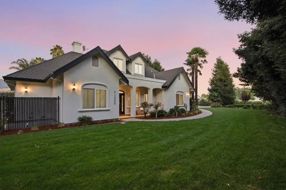 12350 Foothill Avenue San Martin, CA 95046