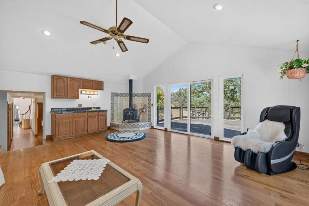 13204 Wright Way Los Altos Hills, CA 94022