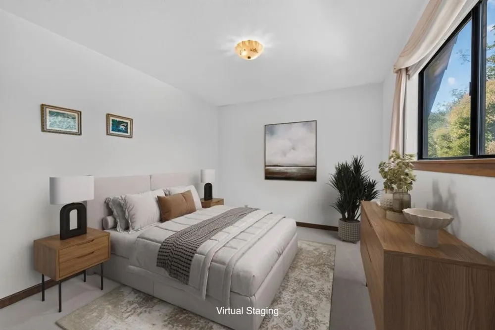 13204 Wright Way Los Altos Hills, CA 94022