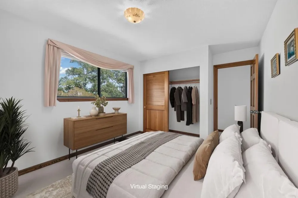 13204 Wright Way Los Altos Hills, CA 94022