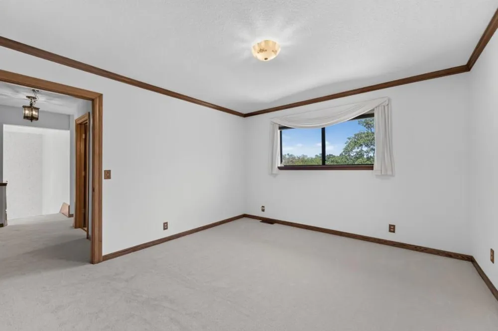 13204 Wright Way Los Altos Hills, CA 94022