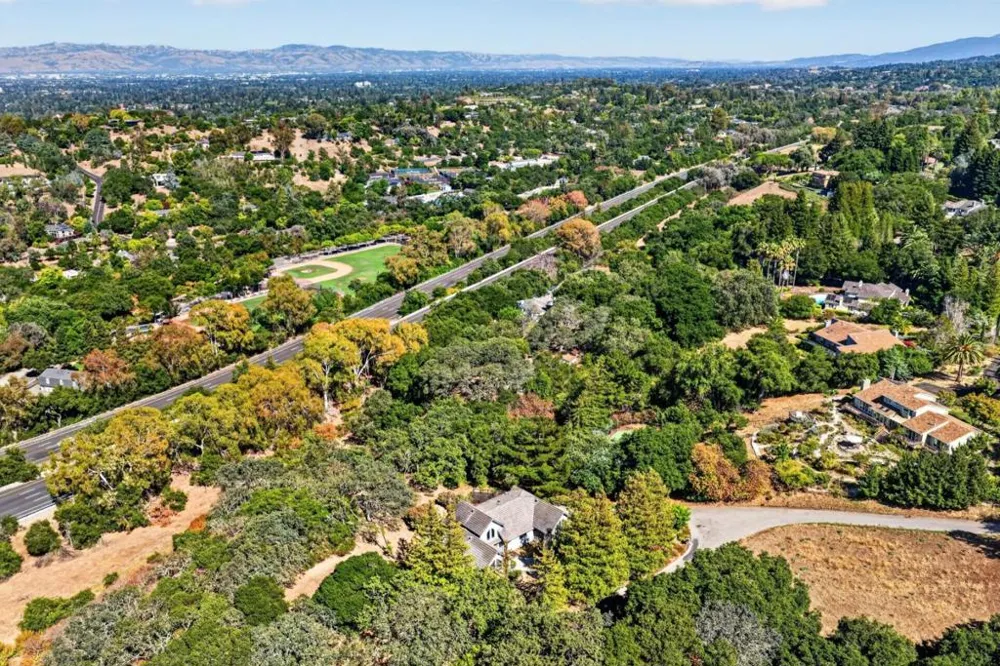 13204 Wright Way Los Altos Hills, CA 94022