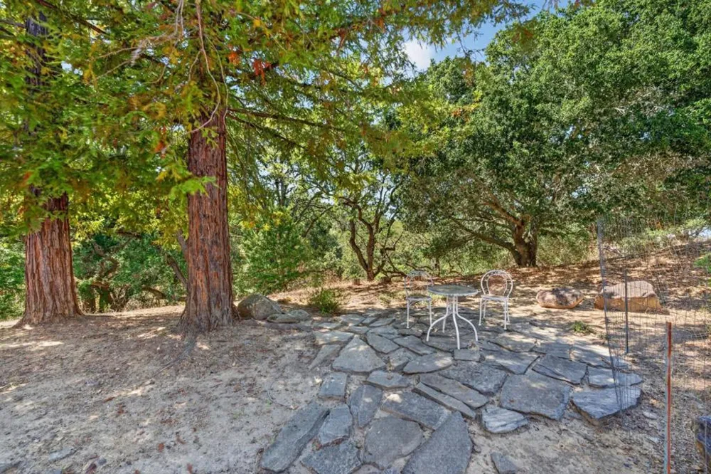 13204 Wright Way Los Altos Hills, CA 94022