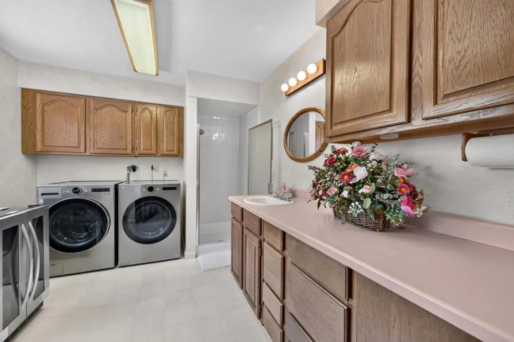 13204 Wright Way Los Altos Hills, CA 94022
