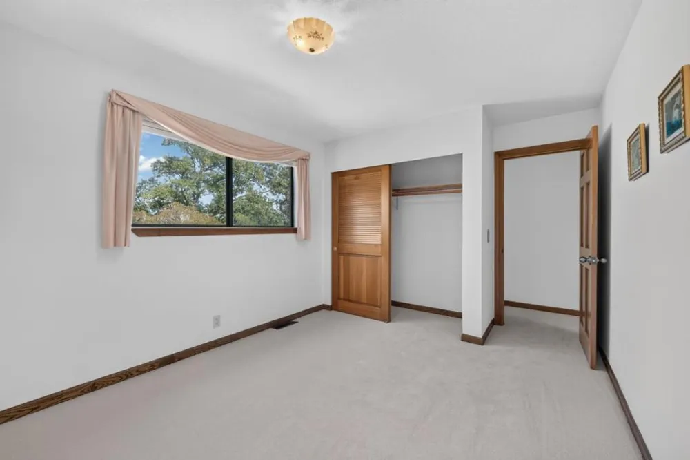 13204 Wright Way Los Altos Hills, CA 94022