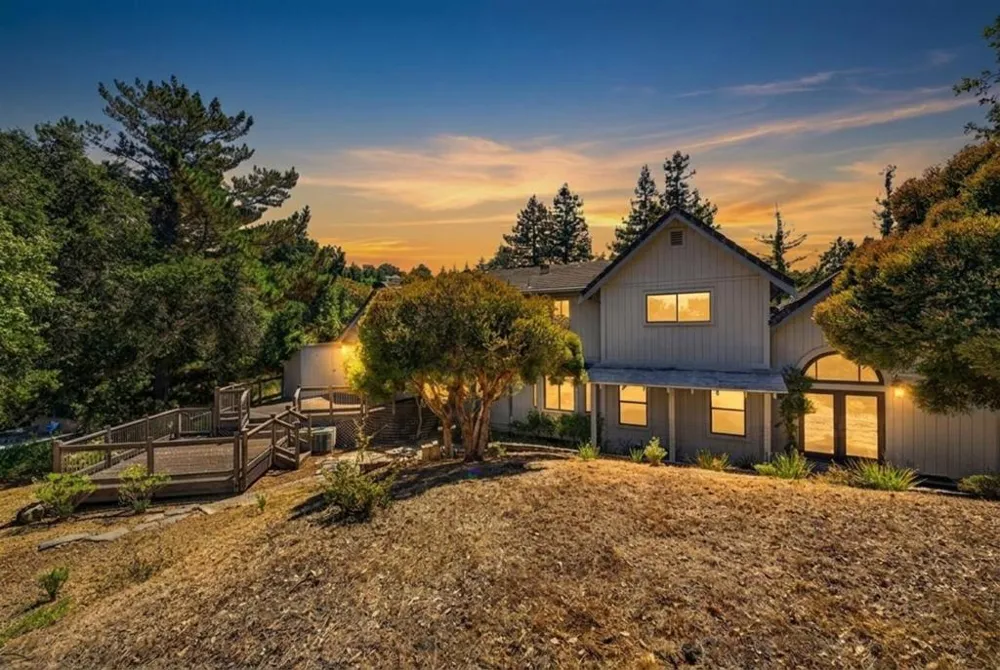13204 Wright Way Los Altos Hills, CA 94022