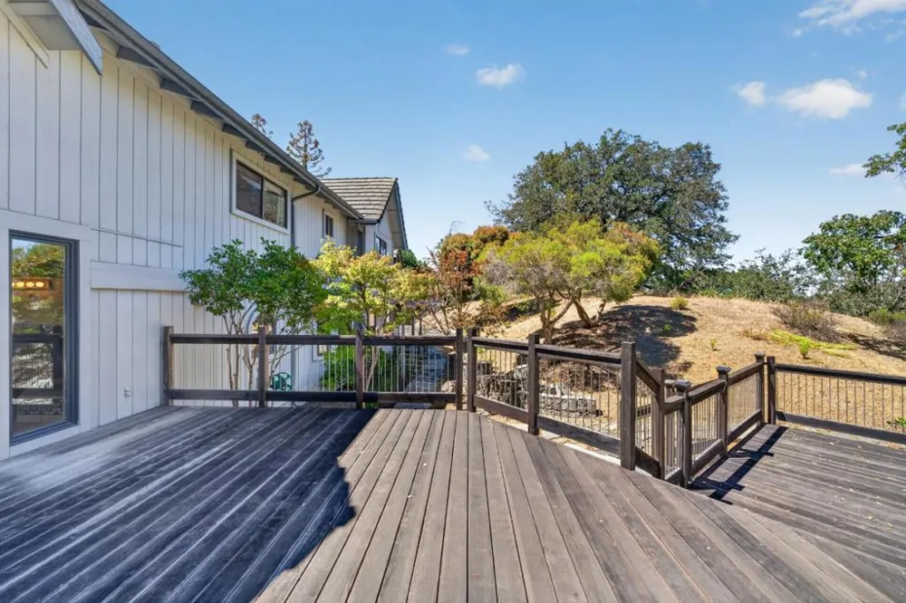 13204 Wright Way Los Altos Hills, CA 94022