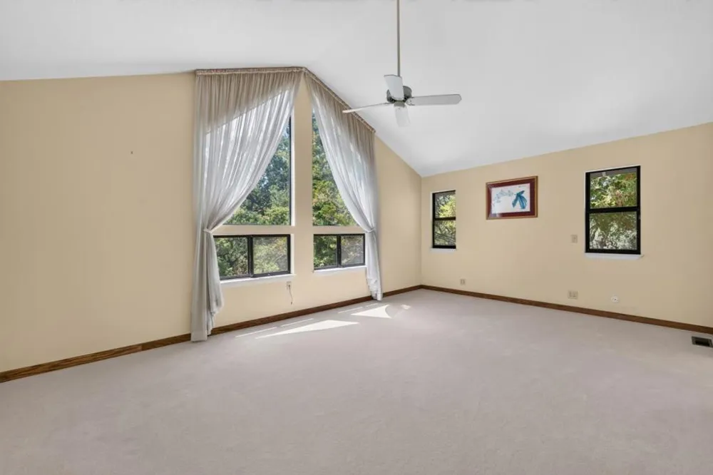 13204 Wright Way Los Altos Hills, CA 94022
