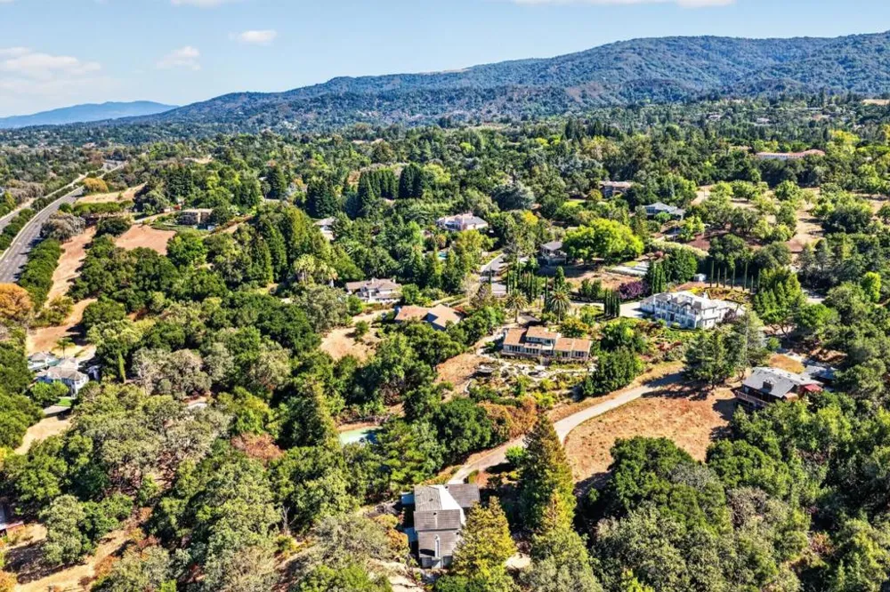 13204 Wright Way Los Altos Hills, CA 94022