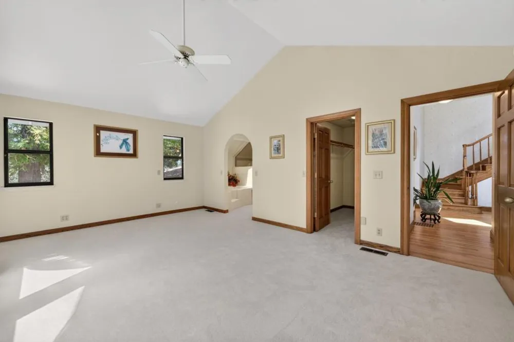 13204 Wright Way Los Altos Hills, CA 94022