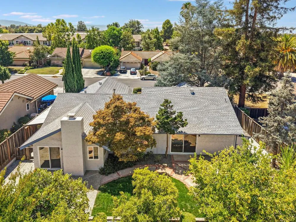 3220 Foxboro Place San Jose, CA 95135