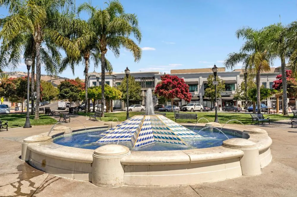 3220 Foxboro Place San Jose, CA 95135